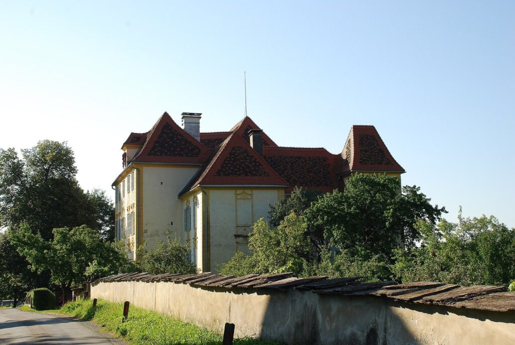 Wildbach Castle: An Ancestral Residence in Austria 1 Schloss Wildbach, Deutschlandsberg