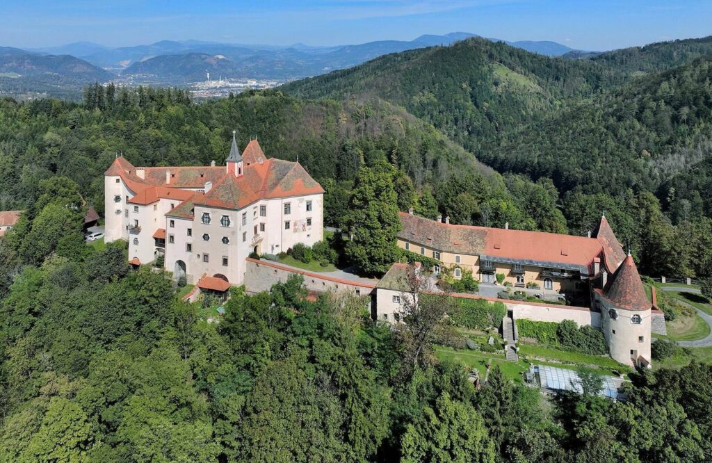 Burg Plankenwarth: A Medieval Castle and Baroque Palace in Styria 2 Burg Plankenwarth