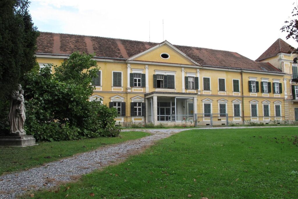 Batthyány Castle: A Former Manor and Textile Headquarters in Austria 1 Schloss Batthyány