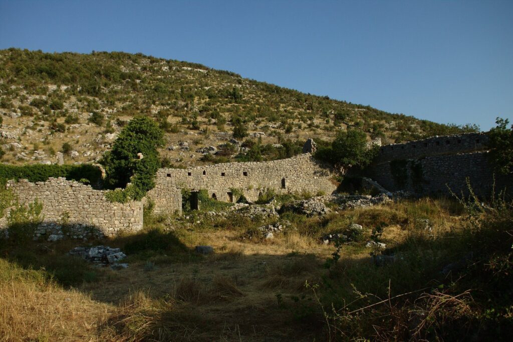 Hutovo Fortress: An Ottoman Fortification in Bosnia and Herzegovina 4 Hutovo Fortress