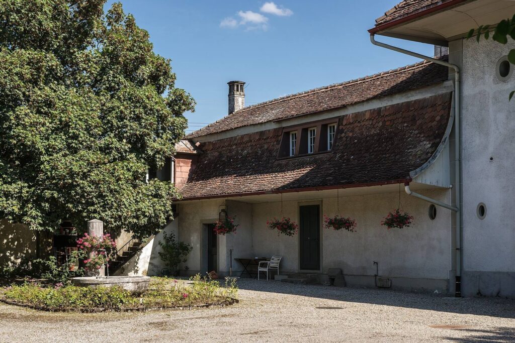 Campagne Rubigen: An 18th-Century Country Estate in Switzerland 2 Campagne Rubigen