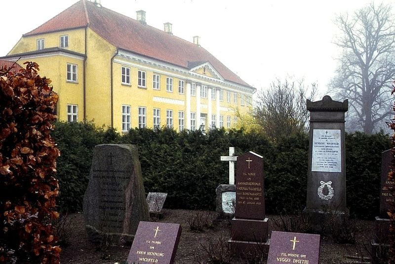Engestofte: A Neoclassical Manor House in Denmark 1 Engestofte