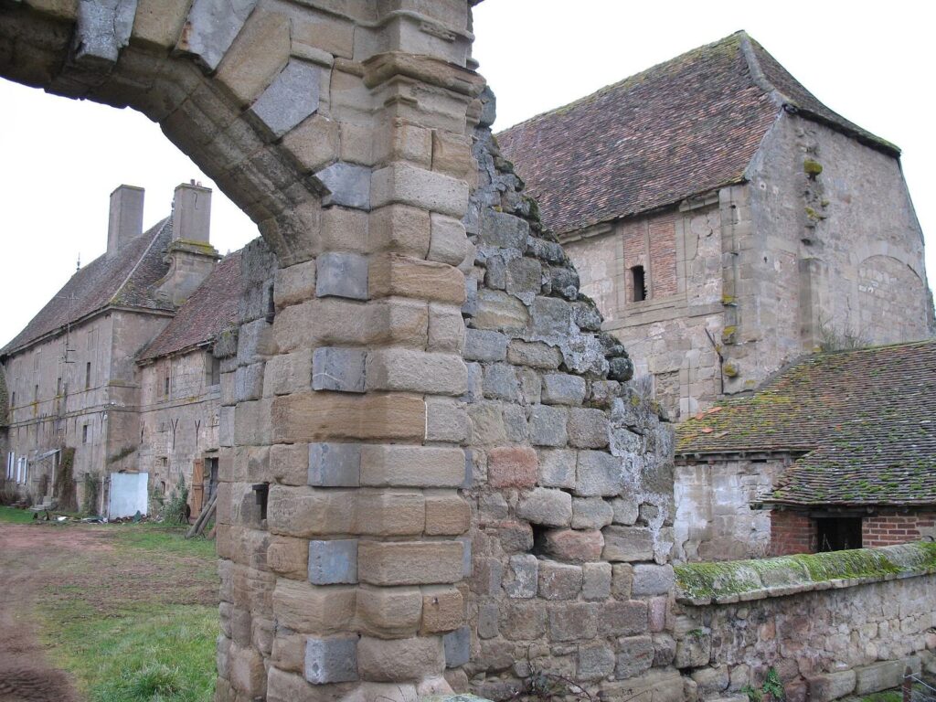 Château de Dracy-Saint-Loup