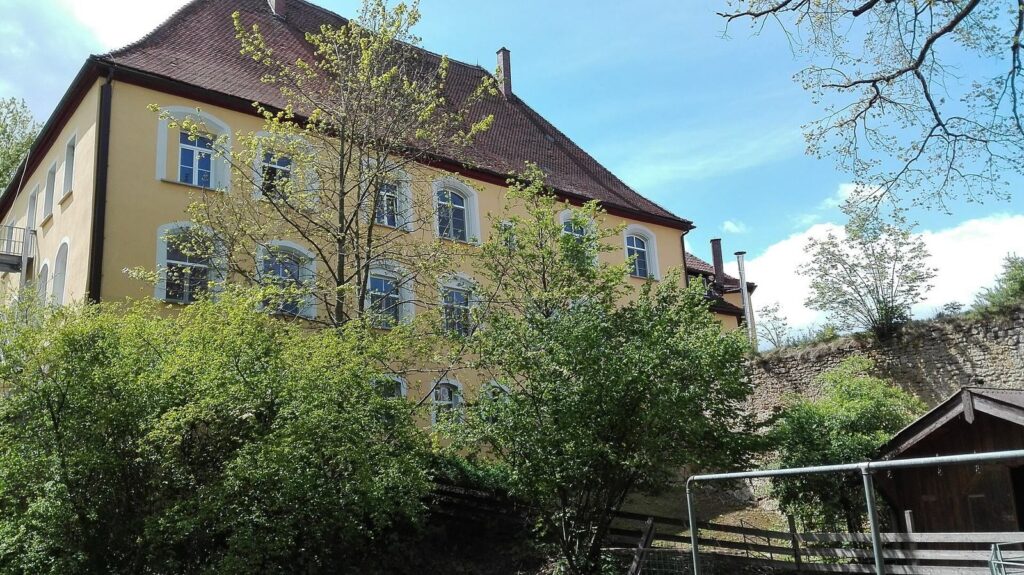 Schloss Wassertrüdingen: A Former Water Castle and Administrative Seat 1 Schloss Wassertrüdingen