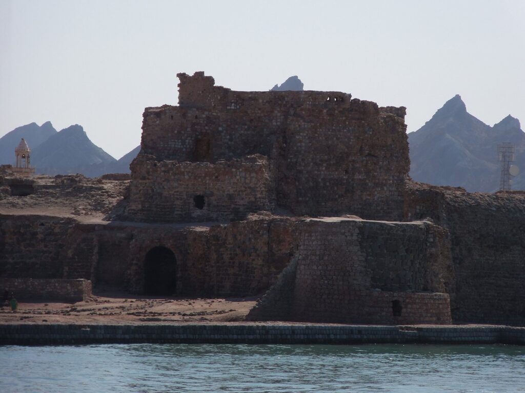 Portuguese Castle: A Portuguese Fortress on Hormuz Island, Iran 5 Portuguese Castle