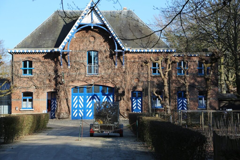 Tivoli Castle: A Country Residence in Mechelen, Belgium 1 Tivoli Kasteel
