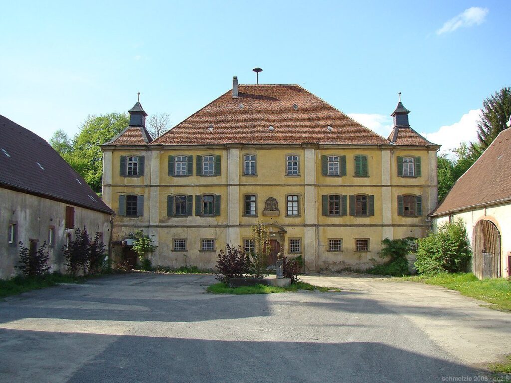 Schloss Agnestal (Agnestal Castle): A Baroque Manor in Zuzenhausen, Germany 2 Schloss Agnestal