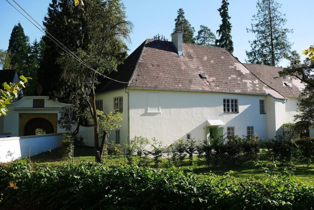 Lackenbach Castle