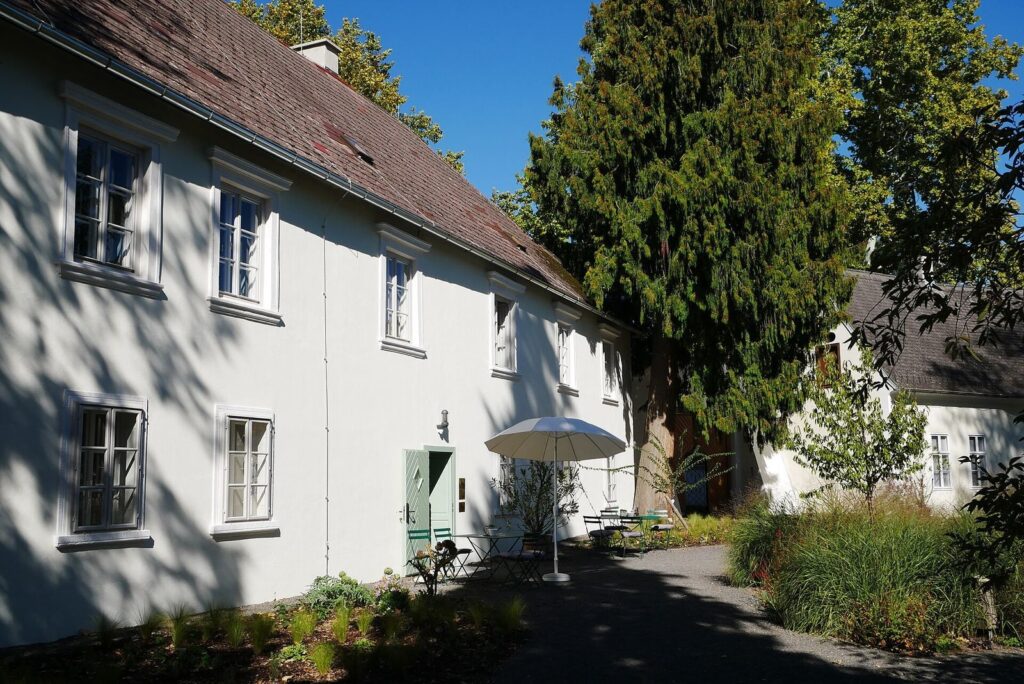 Lackenbach Castle