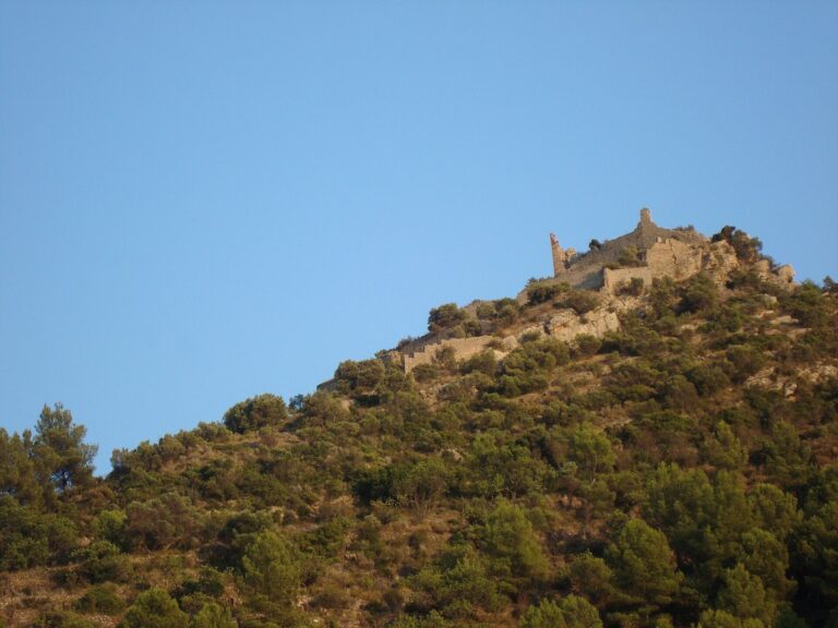 Miravet Castle: An Islamic Fortress in Spain
