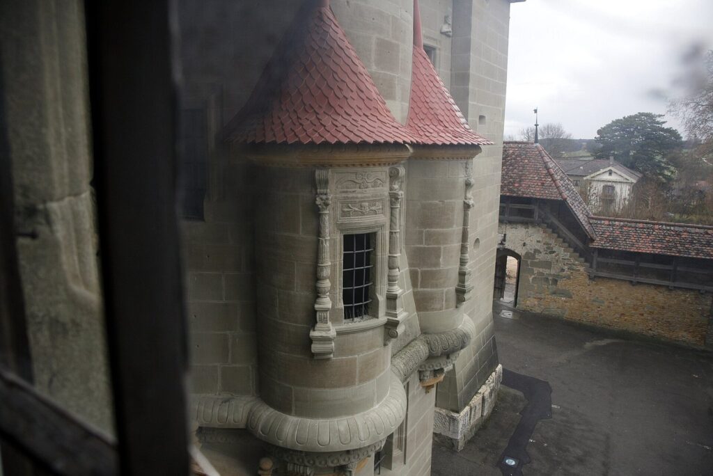 Avenches Castle: A Medieval Residence and Bernese Administrative Seat 3 Avenches Castle