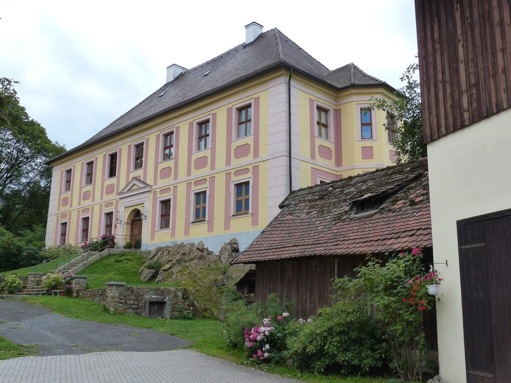 Hardeck Castle: An Imperial Castle and Abbey Residence in Germany 1 Schloss Hardeck