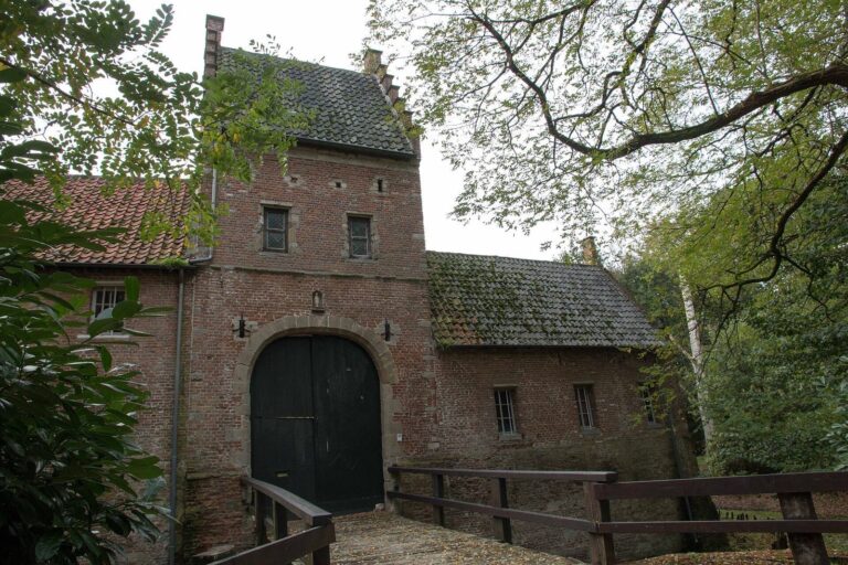 Tielen Castle: A Medieval Residence of the Lords of Tielen