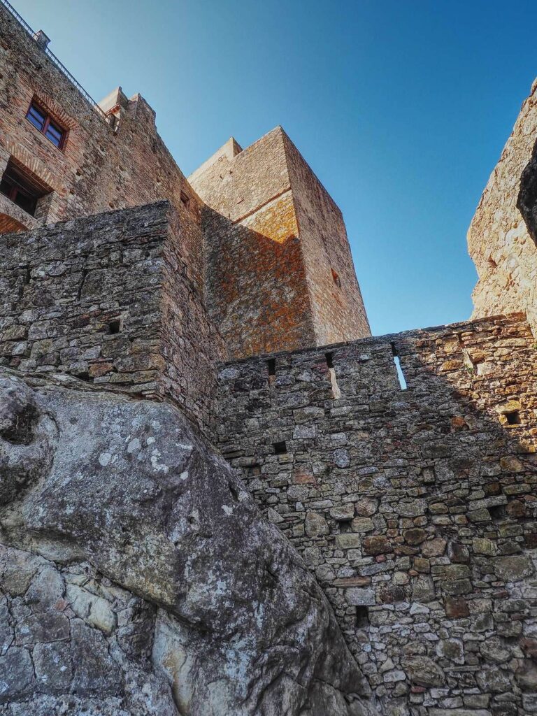 Castle of Castellar de la Frontera: A Fortified Settlement in Spain 2 Castle of Castellar de la Frontera
