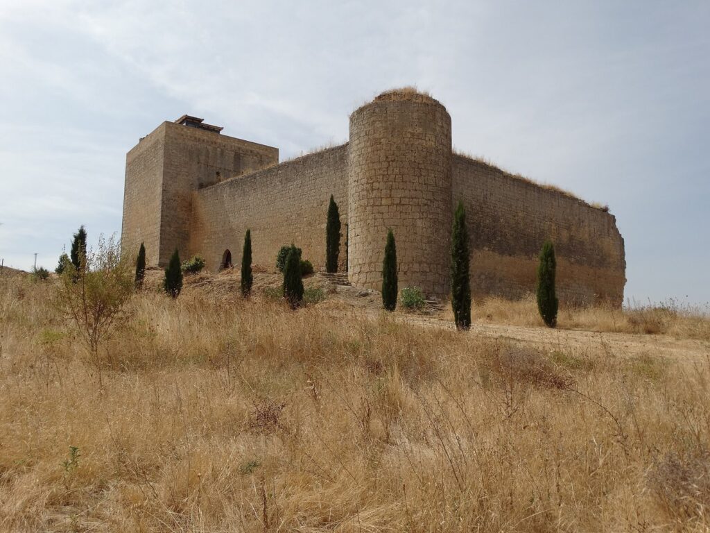 Castillo de Villavellid: A Fifteenth-Century Fortress in Spain 1 Castillo de Villavellid