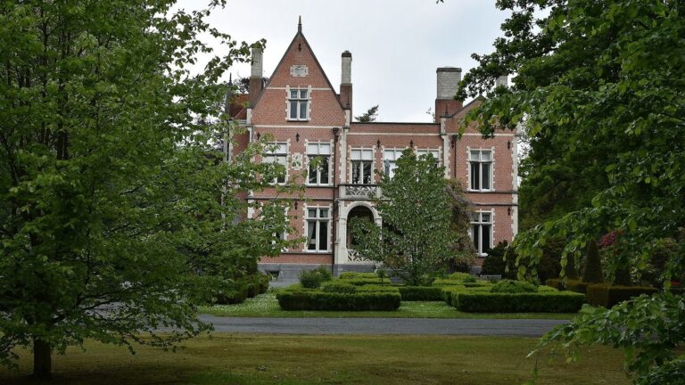Castle de Potter d’Indoye: A Neo-Traditional Castle in Melle, Belgium
