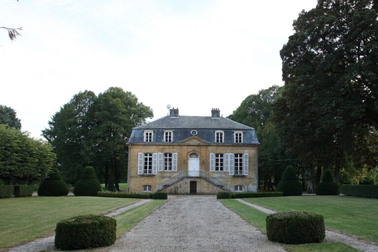 La Berlière Castle: An Eighteenth-Century Residence in France