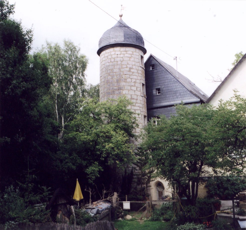 Kohlstein Castle: A Hill Castle in Franconian Switzerland 1 Burg Kohlstein