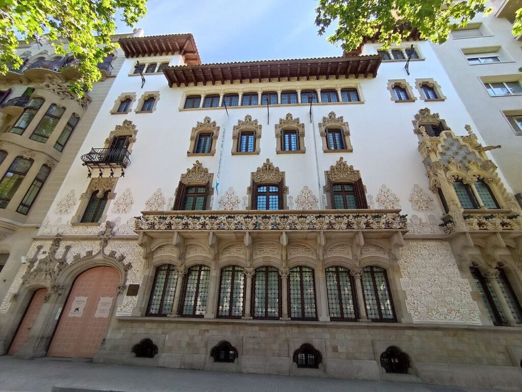 Palau Macaya: A Catalan Modernisme Residence and Cultural Centre 1 Palau Macaya