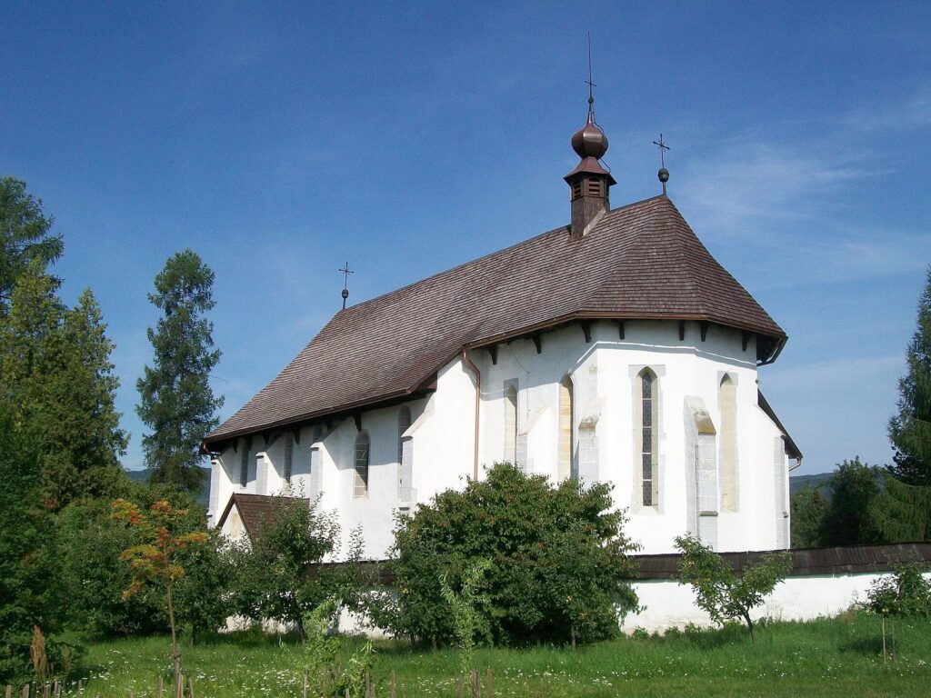 Saint George Church: A Romanesque-Gothic Parish Church in Stará Halič, Slovakia 1 Saint George Church