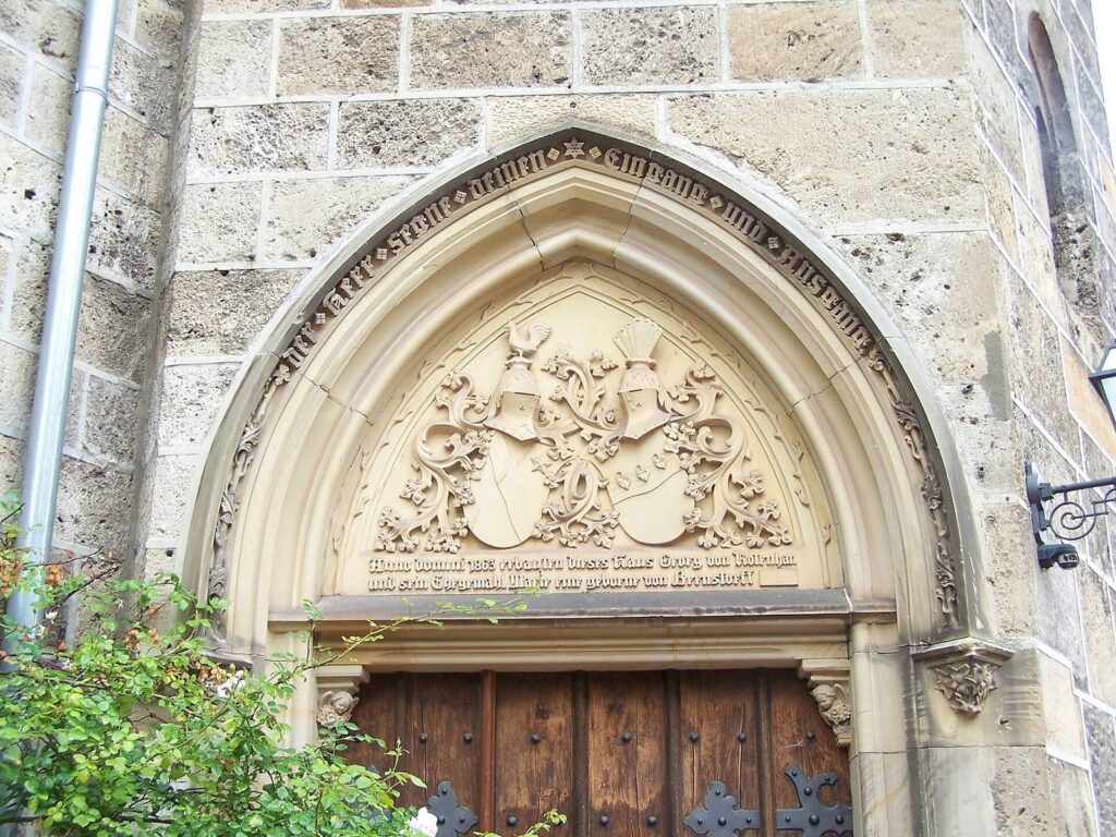 Neuenhof Castle: A Neo-Gothic Residence and Historic Park in Eisenach 3 Schloss Neuenhof, Eisenach