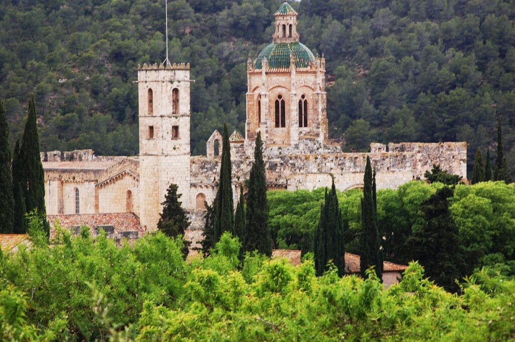Santes Creus: A Cistercian Abbey in Catalonia 1 Santes Creus