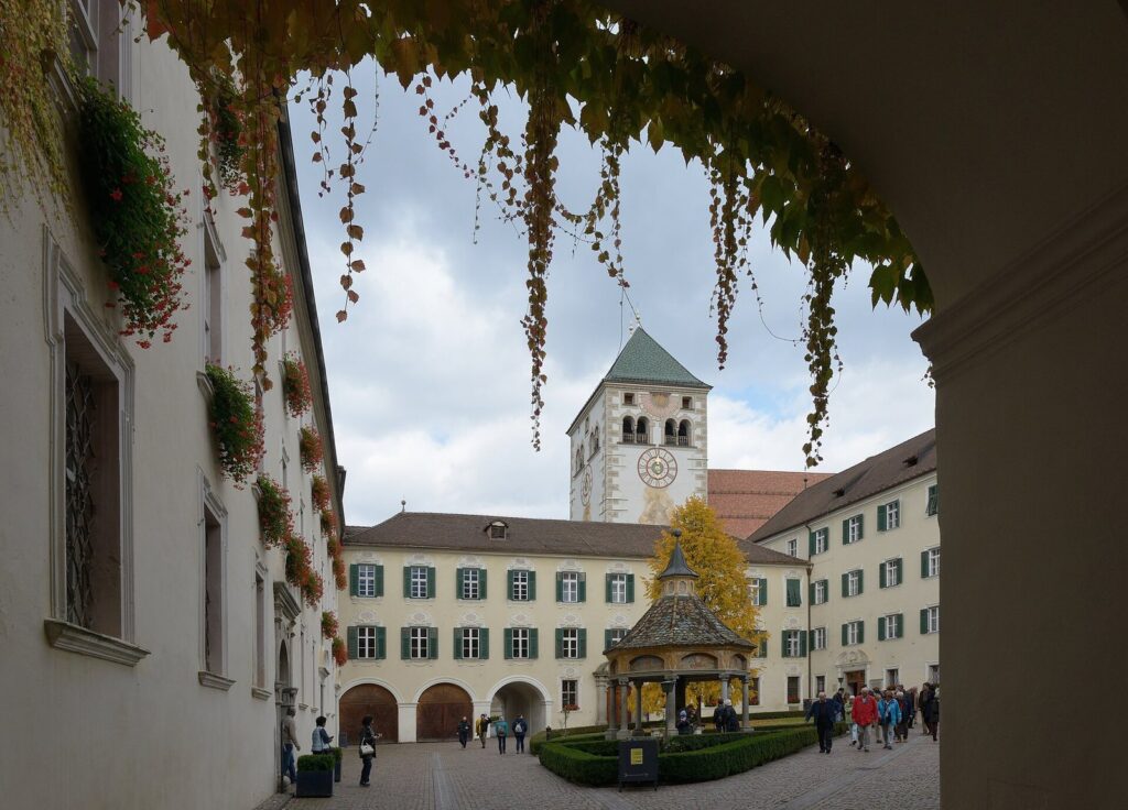 Neustift Abbey: An Augustinian Monastery and Center of Hospitality in Italy 2 Neustift Abbey