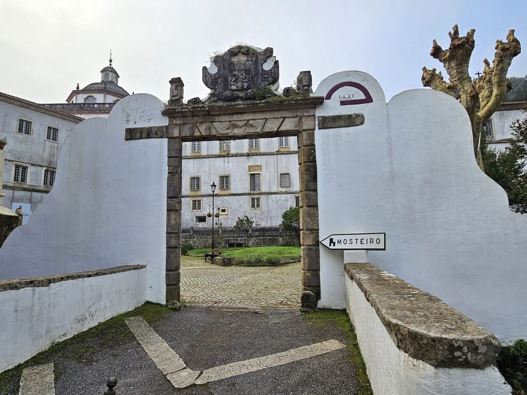 Lorvão Monastery: A Benedictine and Cistercian House in Portugal 2 Mosteiro de Lorvão