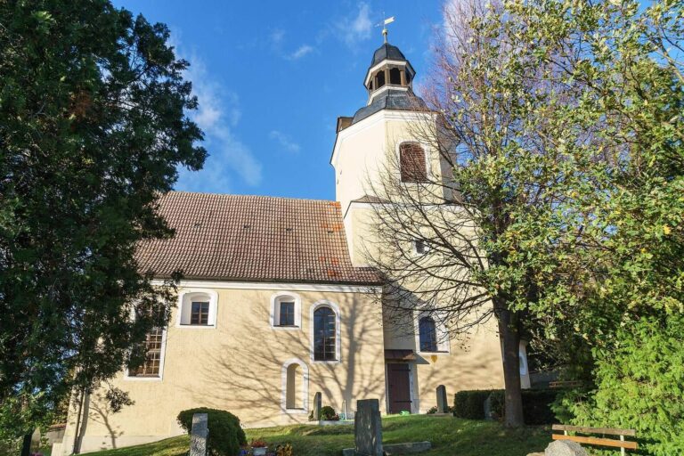 Schmorkau Church in Oschatz, Germany: A Historic Parish Church