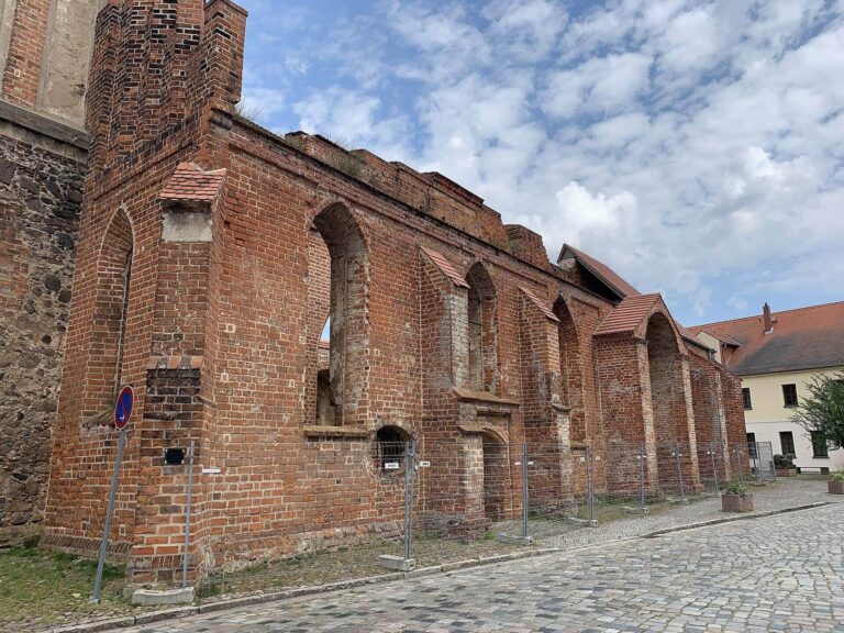 Stadtkirche Lieberose: A Fifteenth-Century Church and Burial Church
