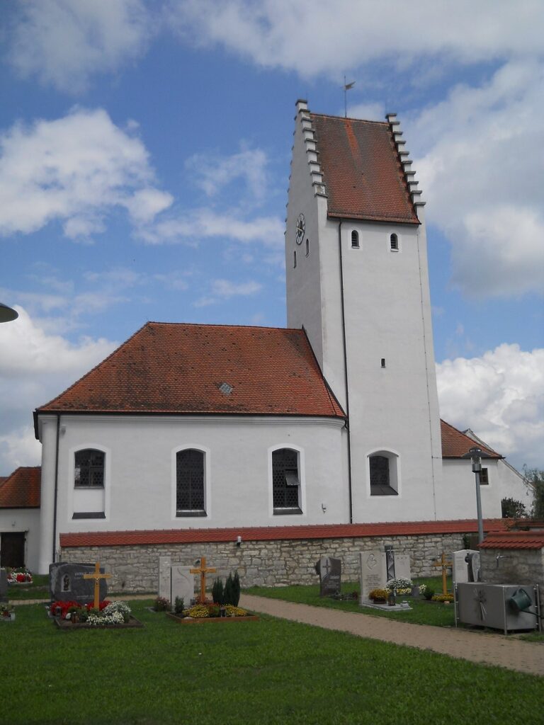Saint Ulrich: The Catholic Parish Church of Kevenhüll 1 Saint Ulrich