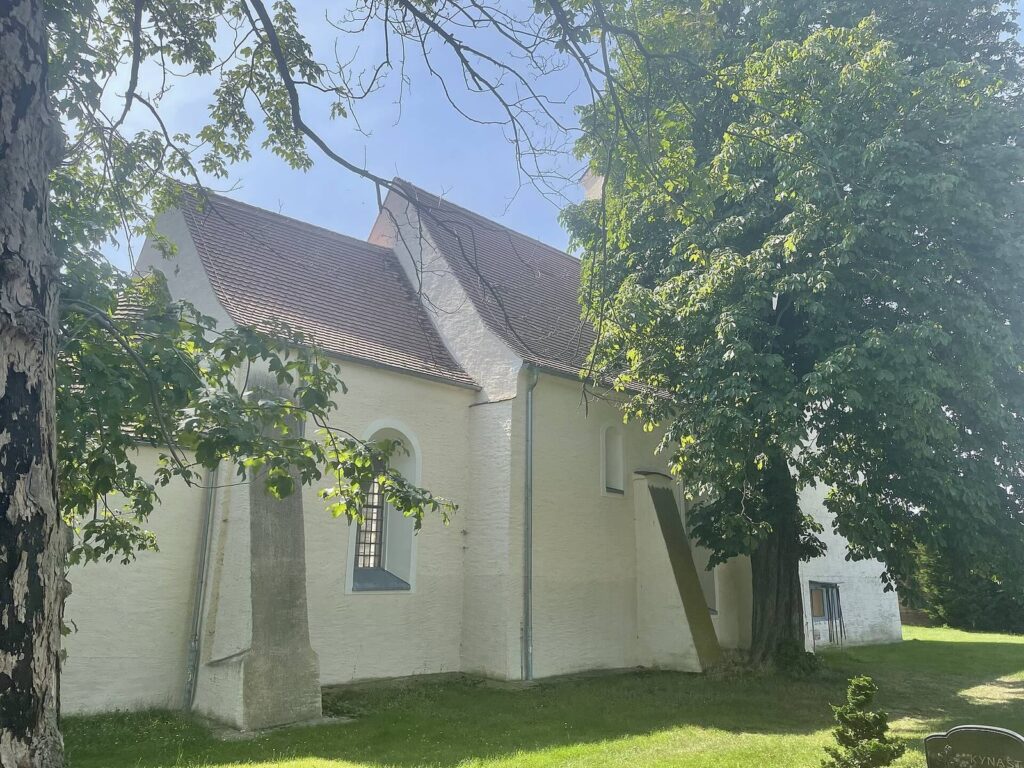 Dautzschen village church