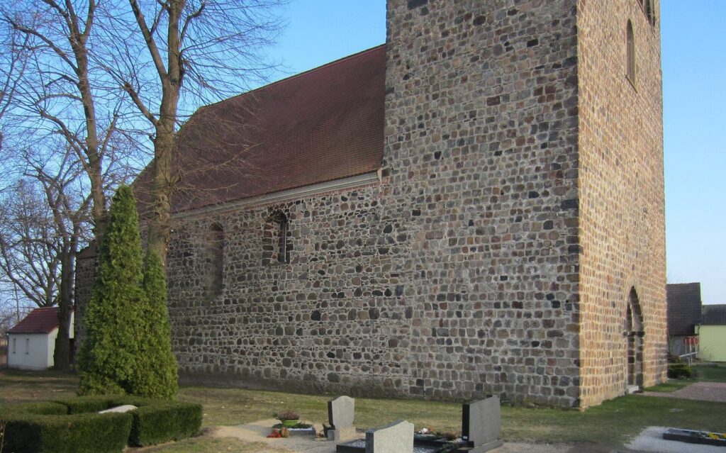 Riedebeck Village Church: A Late Romanesque Parish Church in Germany 2 Riedebeck village church