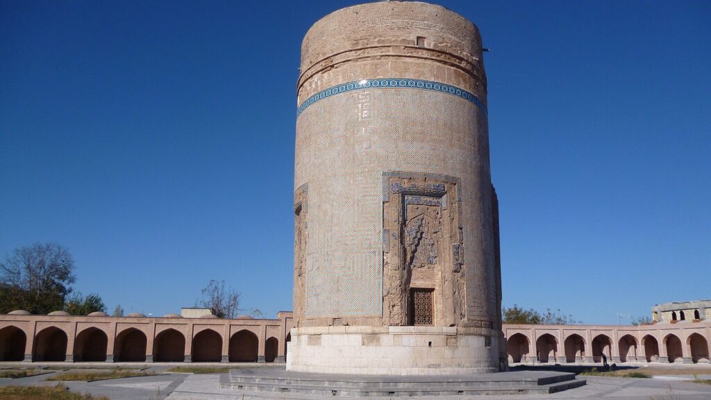 Sheikh Haydar Mausoleum: A Tomb and Memorial in Meshginshahr, Iran 5 Sheikh Haydar Mausoleum