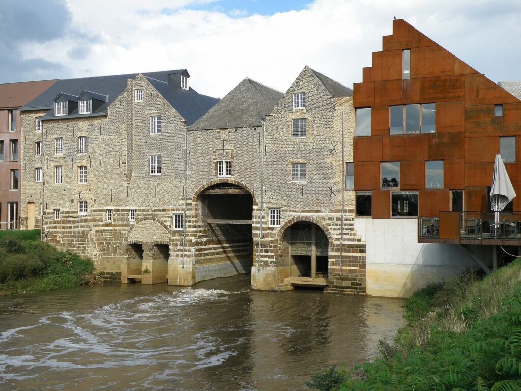 ’s Hertogenmolens: A Fortified Watermill Complex in Aarschot 1 's Hertogenmolens