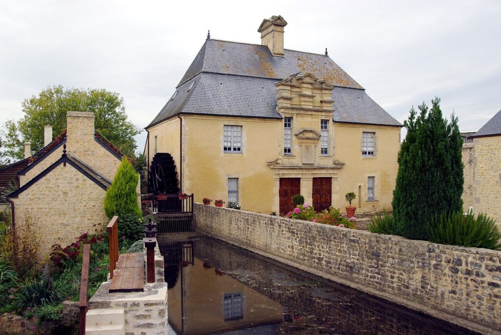 Moulin du Bosq: A Seventeenth-Century Watermill in Normandy 1 Moulin du Bosq